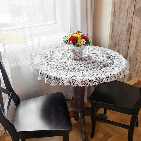 Apartments White House Lviv Bagian luar foto