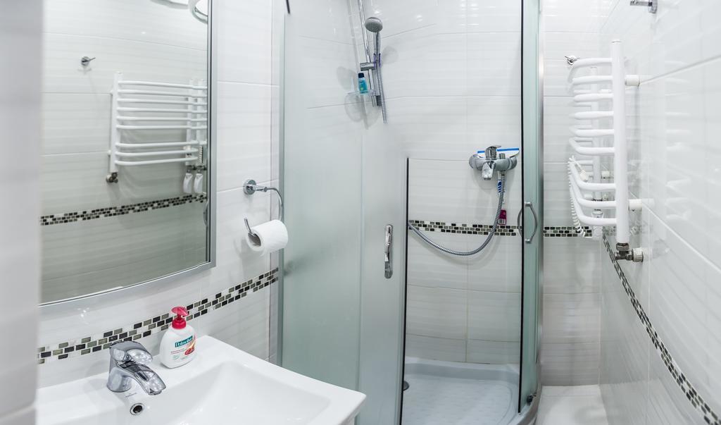 Apartments White House Lviv Ruang foto
